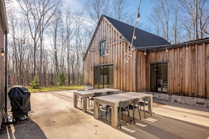 Outdoor dining - New! Modern Lake Area Home w/ Hot Tub! (Oakland)