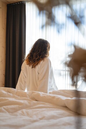 WiFi, bed sheets