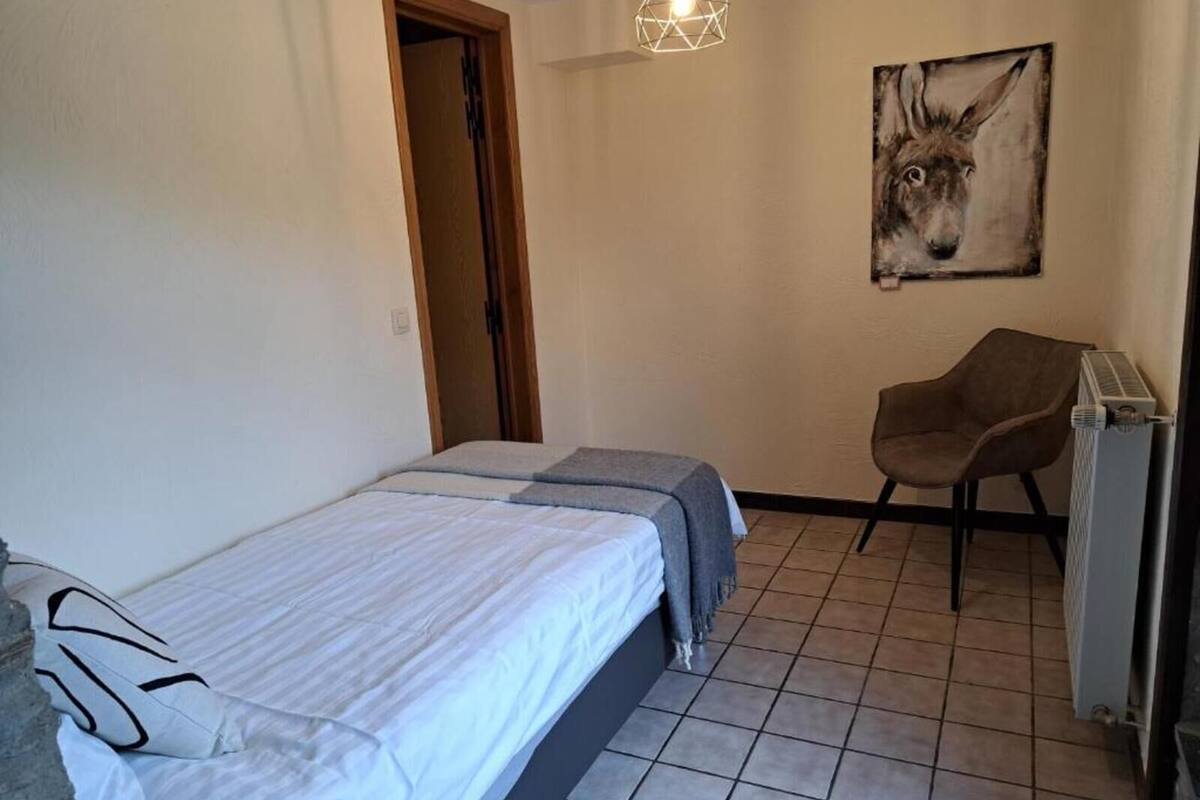 Habitación individual | Wifi gratis y ropa de cama