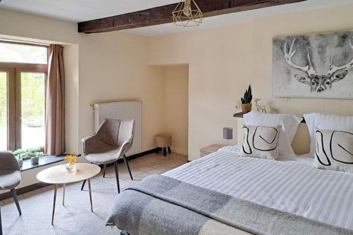 Wifi gratis y ropa de cama