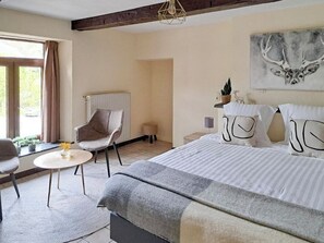 Classic Triple Room - Au Coeur d'Alle by Belvilla (Vresse-sur-Semois)