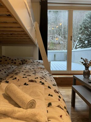 1 bedroom, WiFi, bed sheets - Pool & Sauna - Hotel feeling! (Vestland)