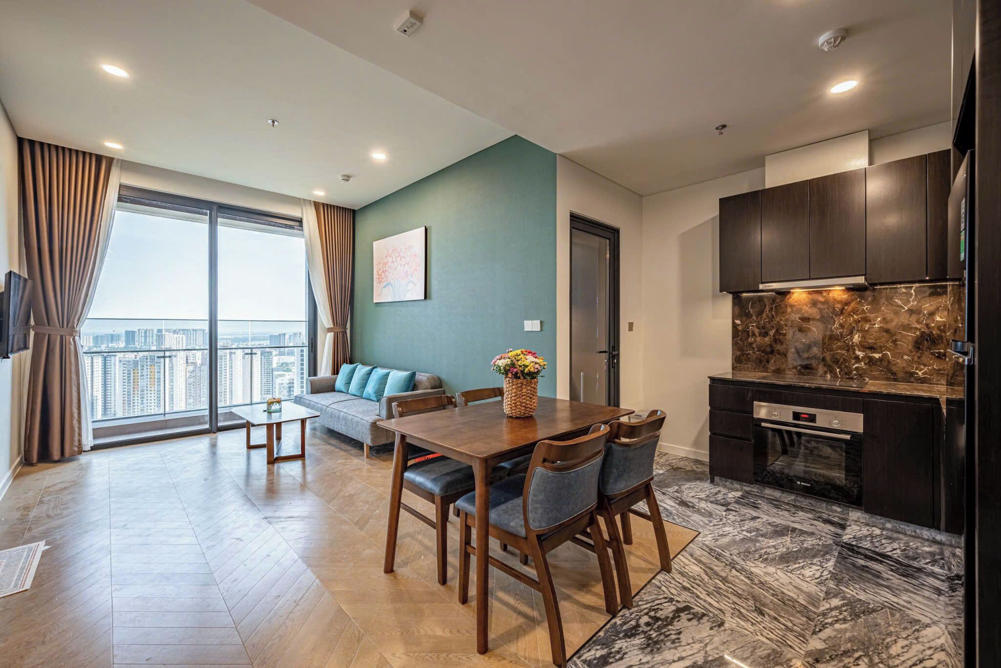 Superior Apartment, 1 Bedroom, Balcony, City View | Private kitchen | Fridge