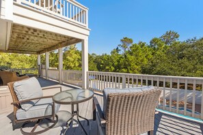 Terrace/patio - Marga-Lisa: Private Pool | Wet Bar | Ensuite Bedrooms (Corolla)