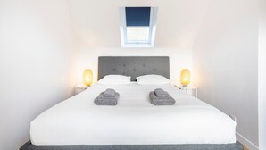 3 soverom, strykejern/-brett, wi-fi og sengetøy