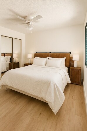 Iron/ironing board, WiFi, bed sheets - 3-bedroom house in charming Tempe with Pool and hot tub (Tempe)