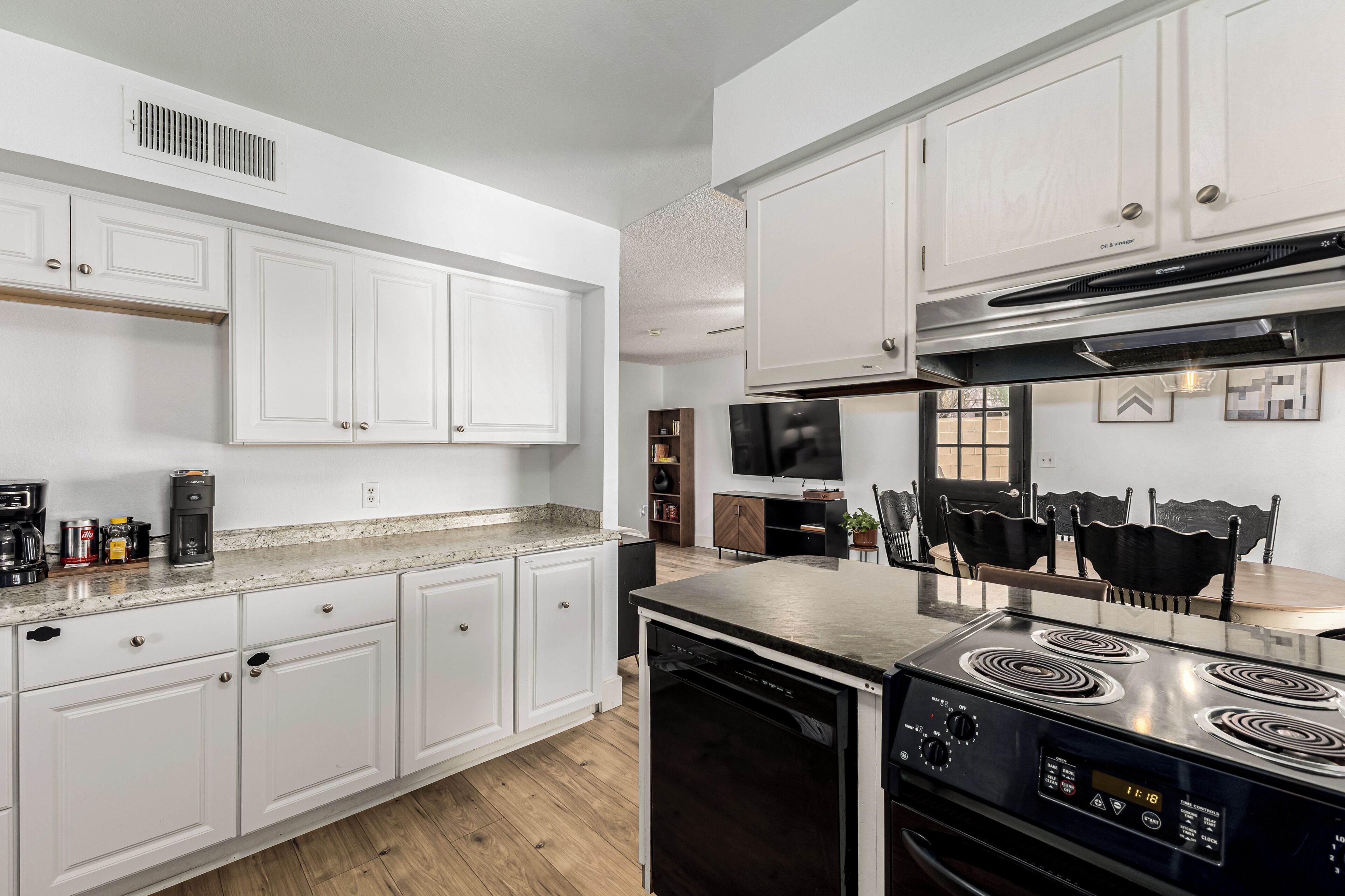 Microwave, oven, stovetop, dishwasher