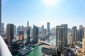 Property grounds - Dreamy 2BR at Dubai Marina (Dubai)