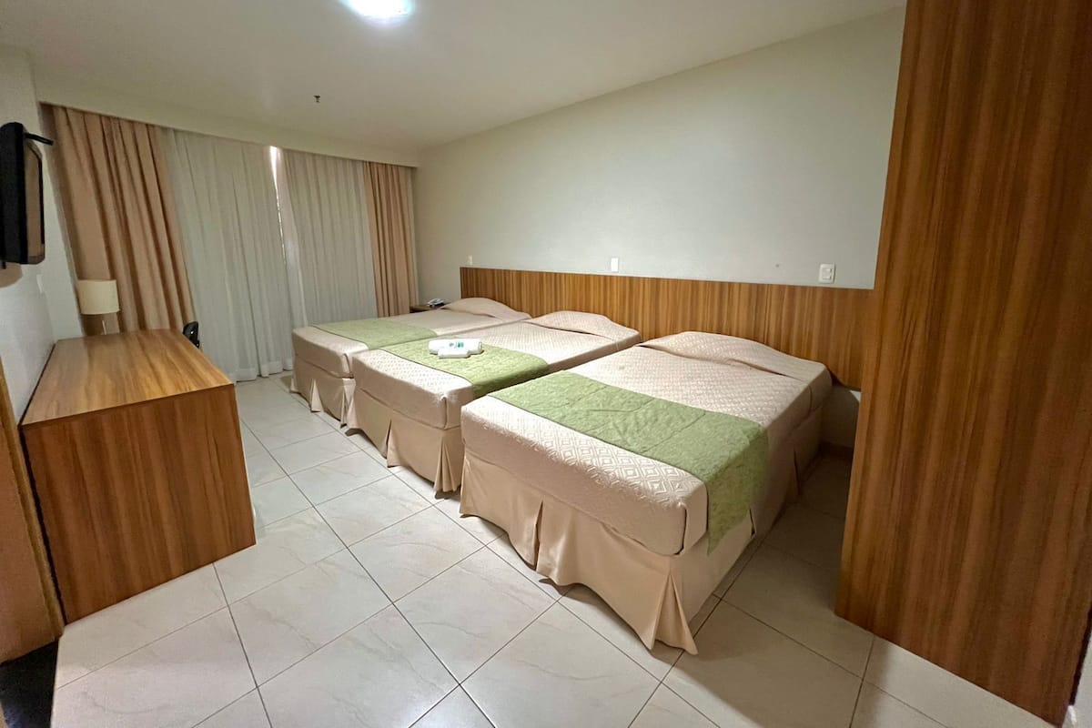 Deluxe Triple Room | Free WiFi