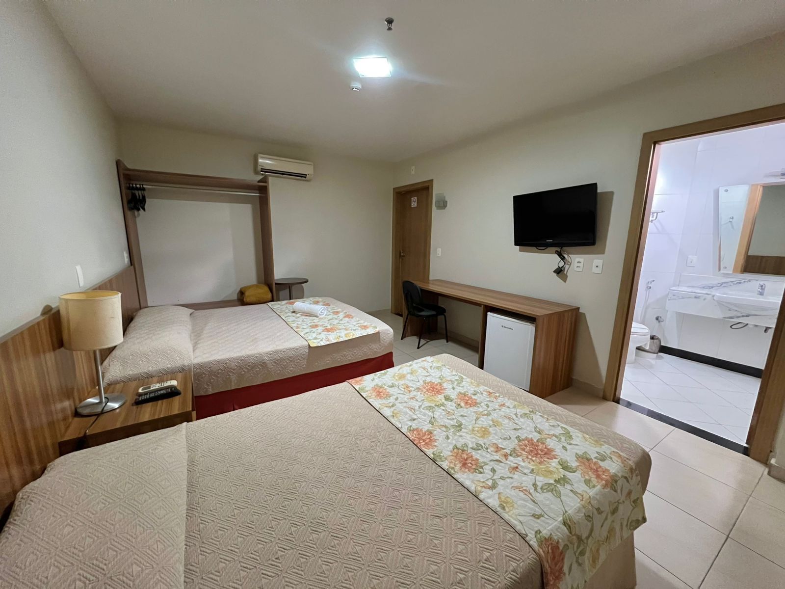 华丽三人房 | 免费 WiFi、轮椅无障碍