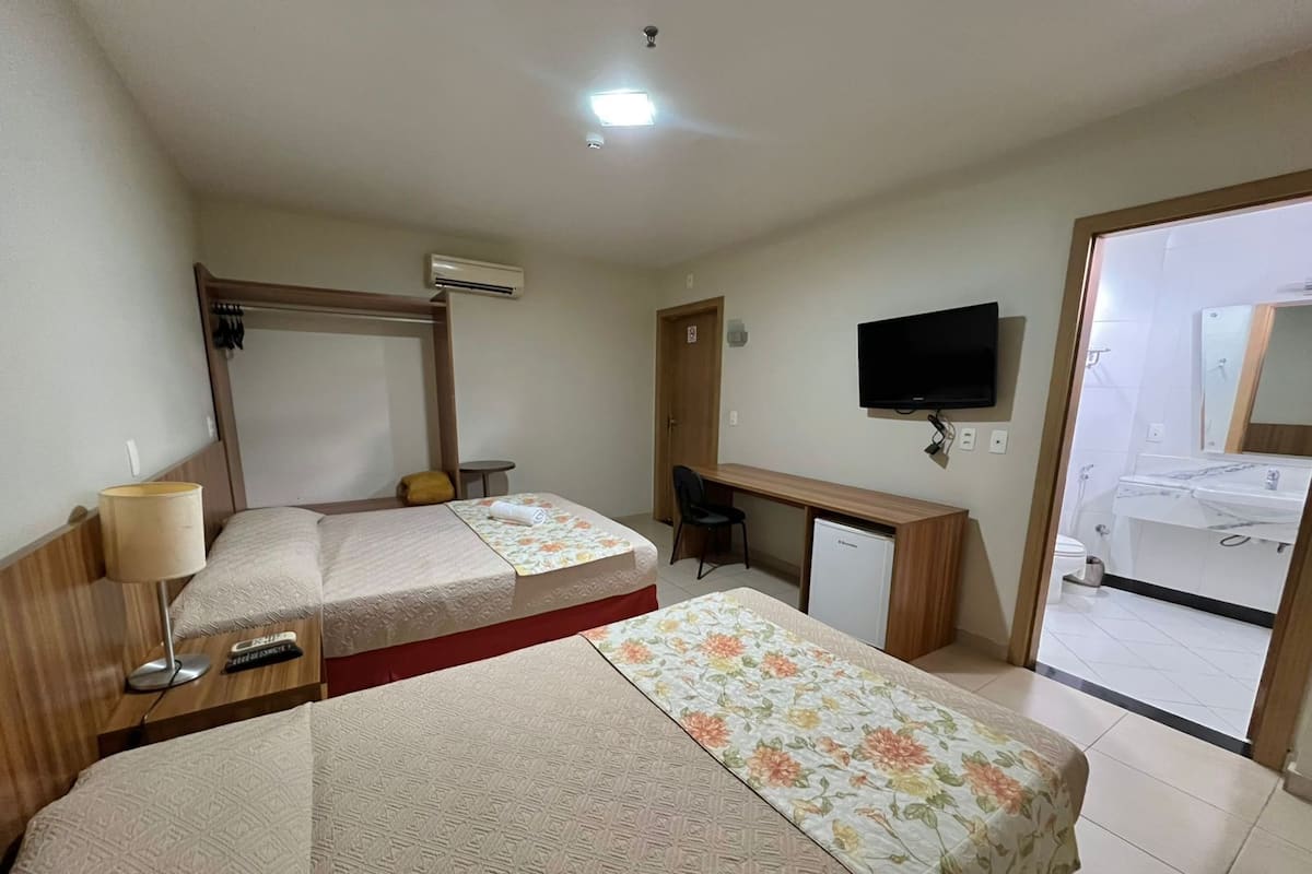 Deluxe Triple Room | Free WiFi