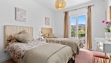 Fer et planche à repasser, Wi-Fi, draps fournis