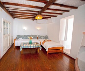 Traditional House, Sea View | In-room safe, iron/ironing board, free WiFi - Asteri Living (Alonissos)
