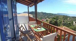 In-room safe, iron/ironing board, free WiFi