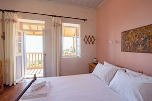 Traditional House, Sea View | In-room safe, iron/ironing board, free WiFi - Asteri Living (Alonissos)