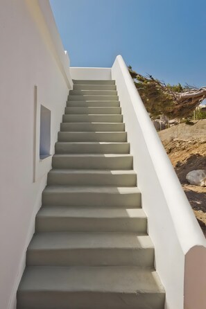 Property grounds - Kouri Traditional House Apartment with Sea View, Private Terrace & Wi-Fi (Karpathos)