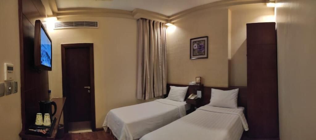 Free WiFi, bed sheets