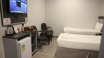 Twin Room | Free WiFi