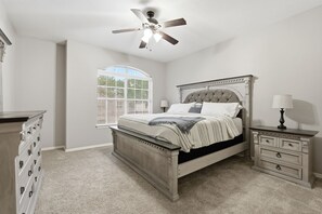 4 bedrooms, desk, iron/ironing board, WiFi