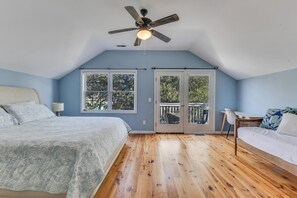 3 bedrooms, WiFi, bed sheets, wheelchair access - Vitamin Sea - Cozy 3BR, 2BA with Large Deck (Kure beach)