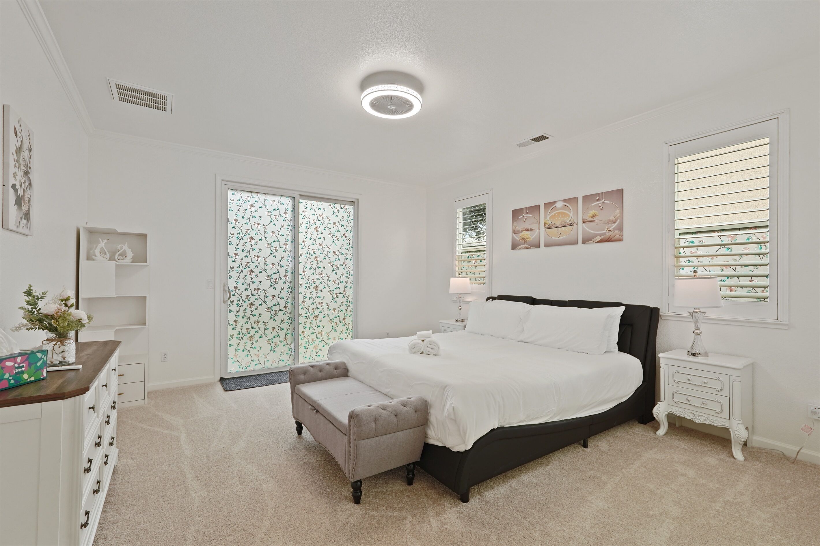 Bügeleisen/Bügelbrett, WLAN, Bettwäsche