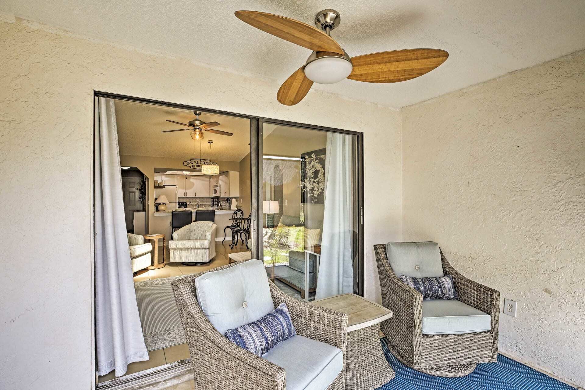Fabulous 2-bedroom Condo With Ac In Sunny Cape Coral On The Canal - 케이프코럴