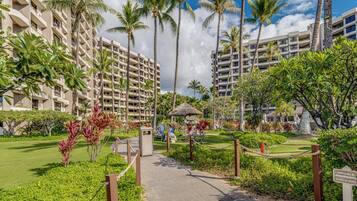 Condo, 2 Bedrooms (254) | Property amenity