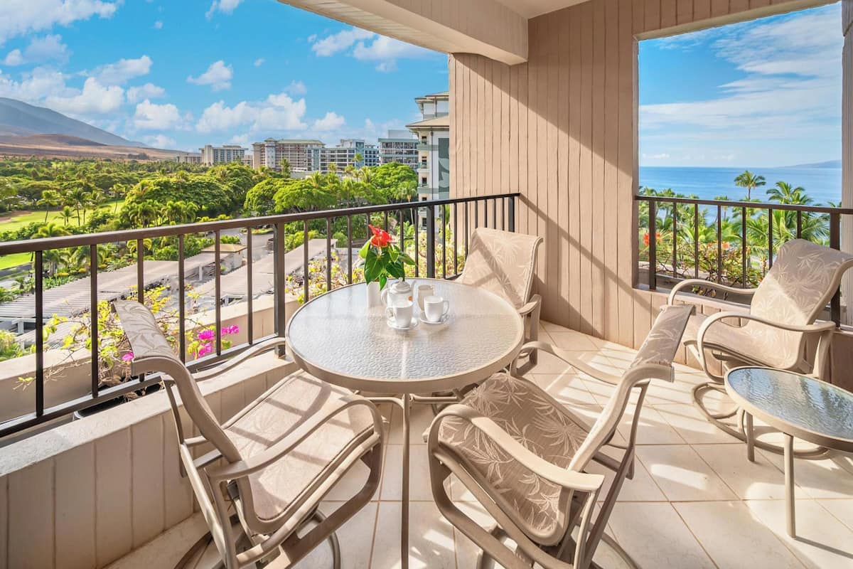 Condo, 2 Bedrooms (481) | Front of property