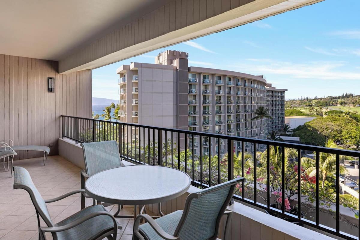 Condo, 2 Bedrooms (294) | Front of property