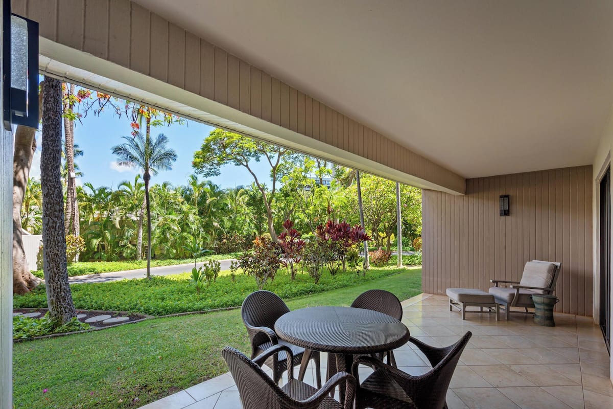 Condo, 2 Bedrooms (413) | Front of property