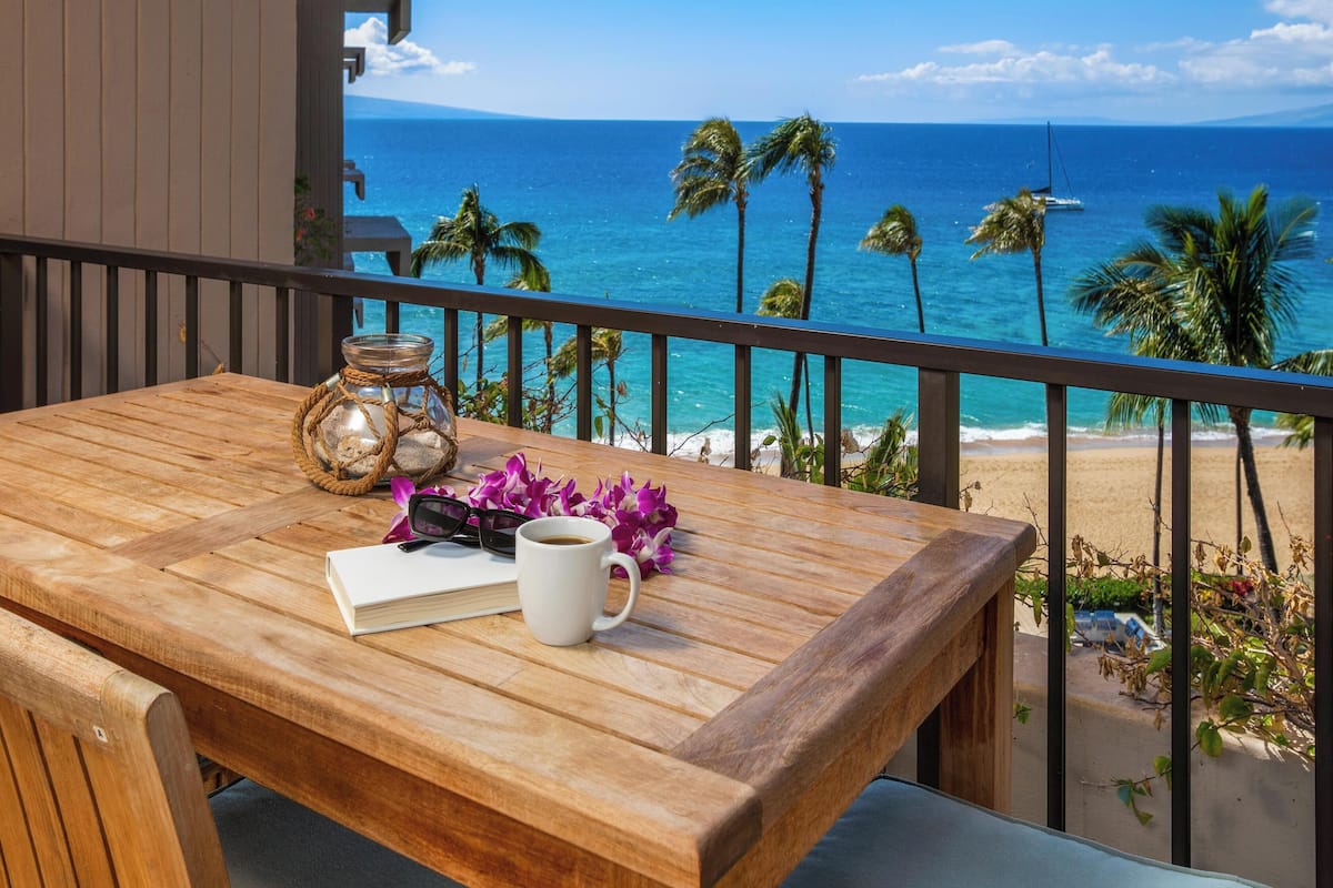 Condo, 2 Bedrooms (482) | Front of property