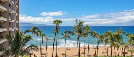 Vue depuis lâhĂ©bergement