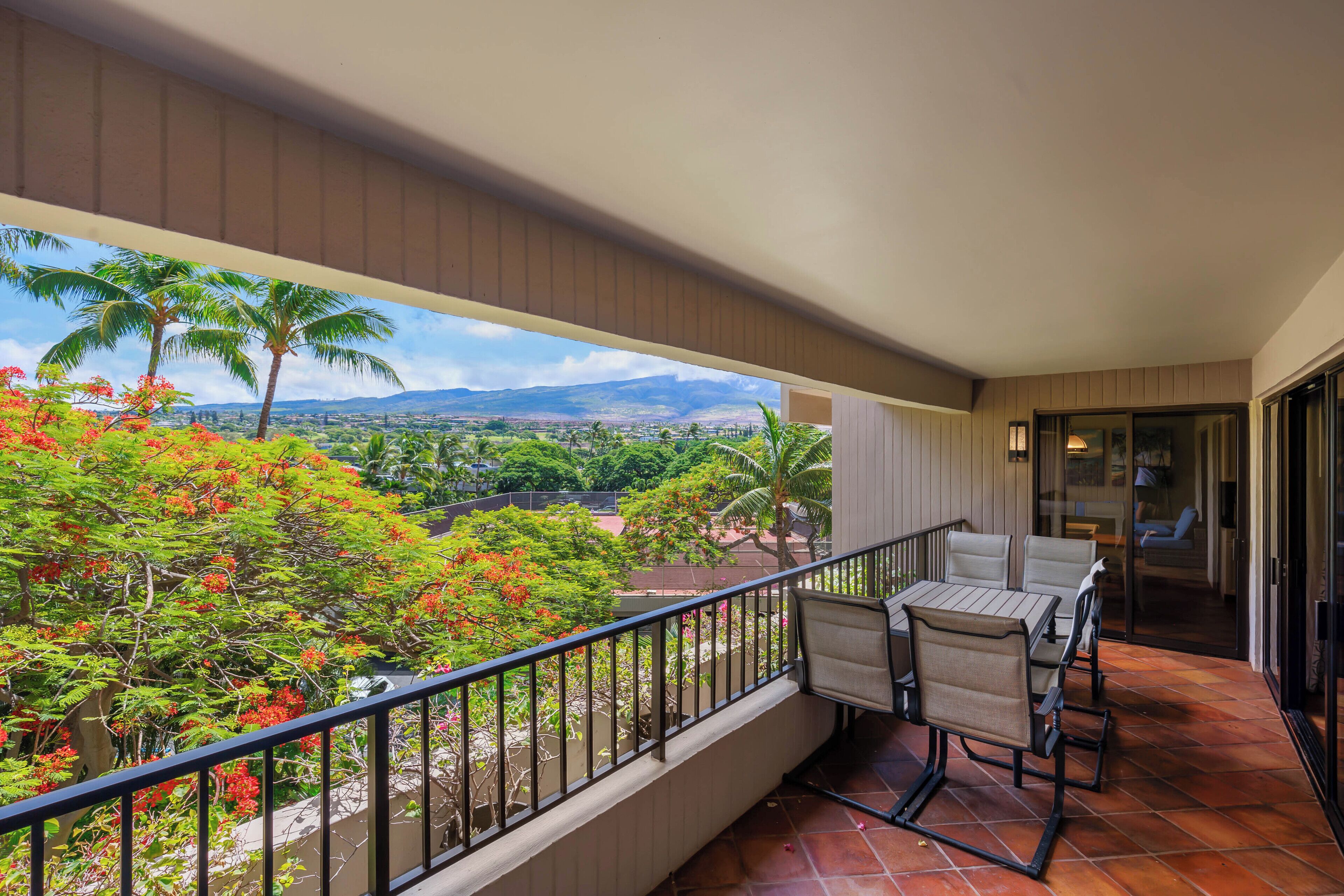 Condo, 2 Bedrooms (244) | Front of property