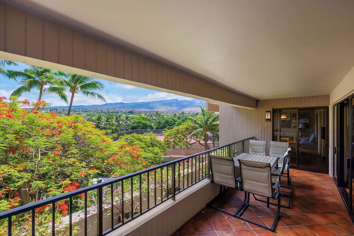 Condo, 2 Bedrooms (244) | Front of property