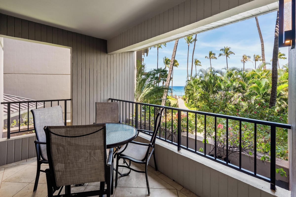 Condo, 2 Bedrooms (422) | Front of property
