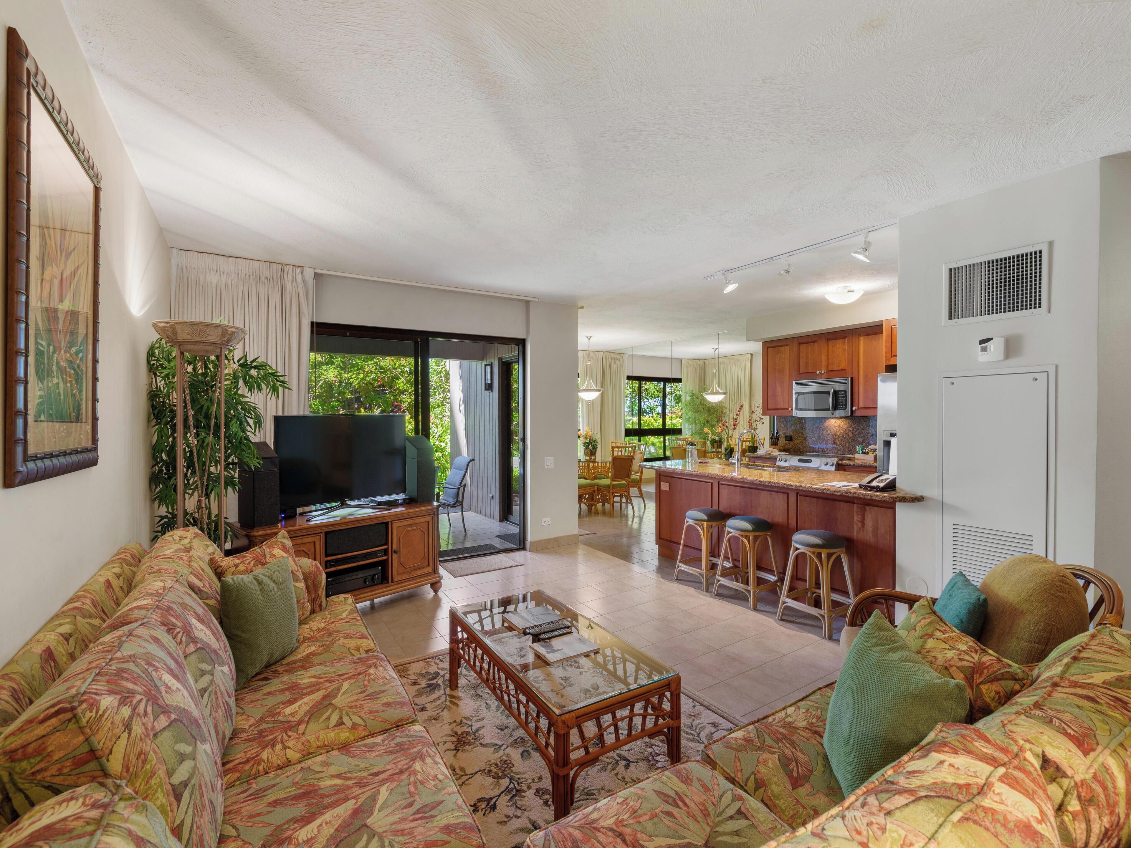 Condo, 2 Bedrooms (412) | Front of property