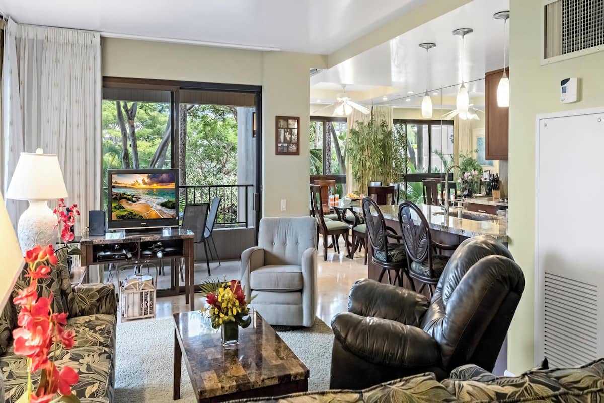 Condo, 2 Bedrooms (222) | Front of property