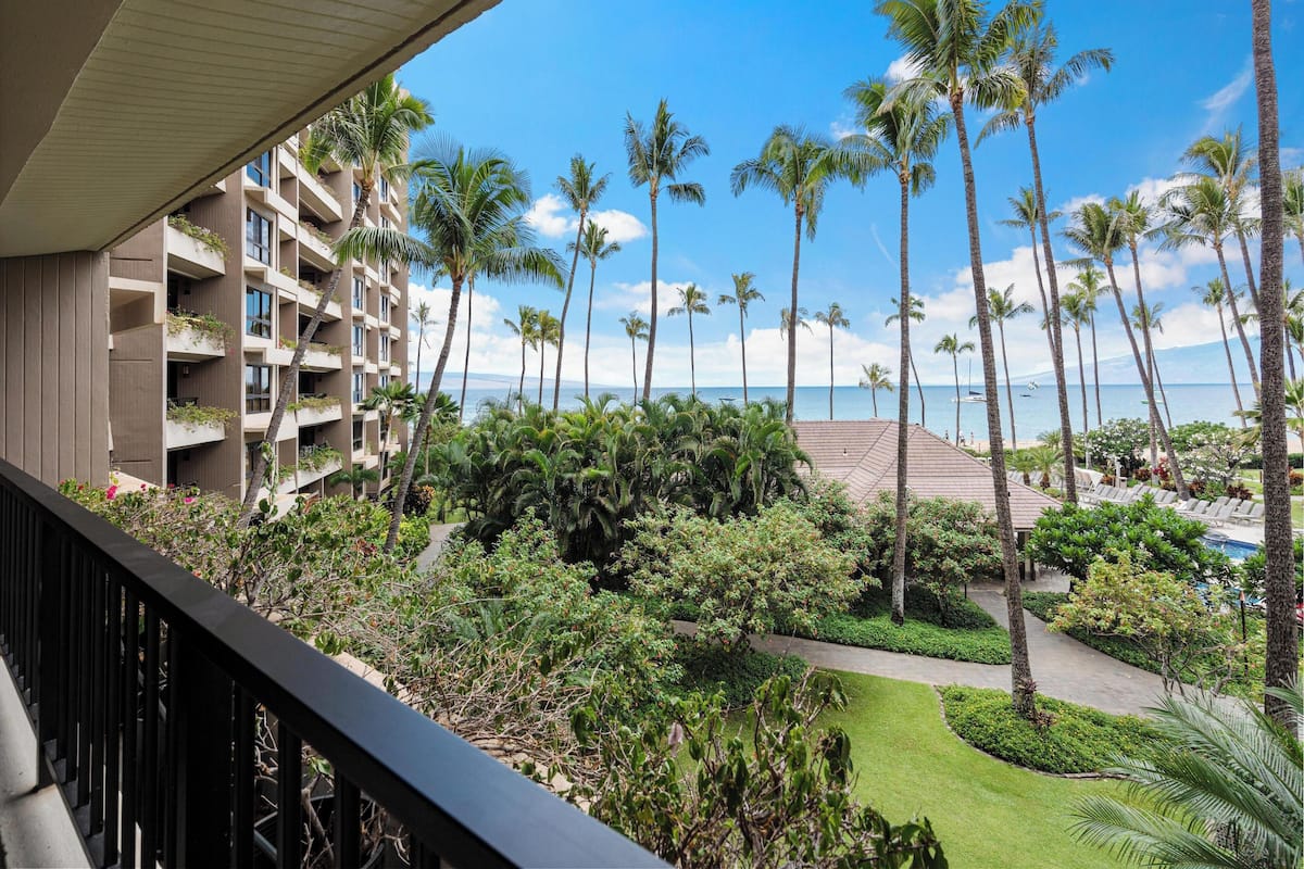 Condo, 3 Bedrooms (434) | Front of property