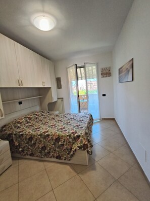 1 Schlafzimmer, Bügeleisen/Bügelbrett, Internetzugang, Bettwäsche