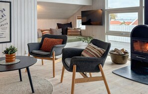 Smart TV, fireplace - Beautiful home in Bjert with sauna (Bjert)
