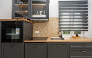 Fridge, oven, stovetop, dishwasher - 2 bedroom beautiful home in Kastav (Kastav)