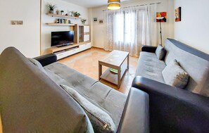 Smart TV - Amazing apartment in Costa Esuri - Ayamonte (Costa Esuri - Ayamonte)