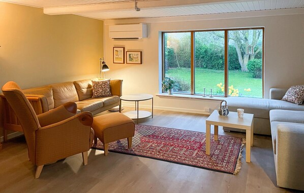 TV connectée, table de tennis de table