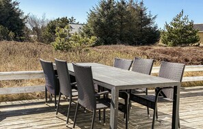 Outdoor dining - Awesome home in Hvide Sande with sauna (Hvide Sande)