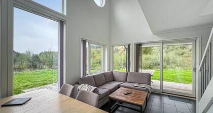 Gorgeous home in Svenevig with WiFi