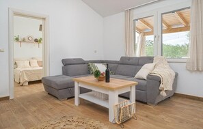 Smart TV, table tennis - Lovely home in Vodice (Vodice)
