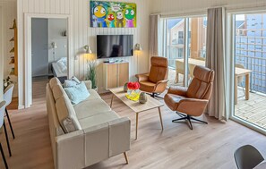 TV - Amazing apartment in Ringkøbing with WiFi (Ringkøbing)