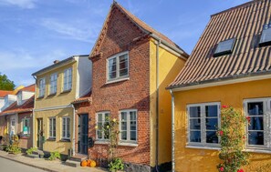 Exterior - Beautiful home in Rudkøbing with WiFi (Rudkøbing)