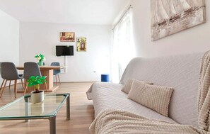 Smart TV - Amazing apartment in Sveti Petar na Moru (Sveti Petar na Moru)