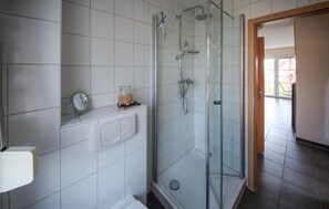 Shower - 1 bedroom beautiful apartment in Röbel (Röbel)